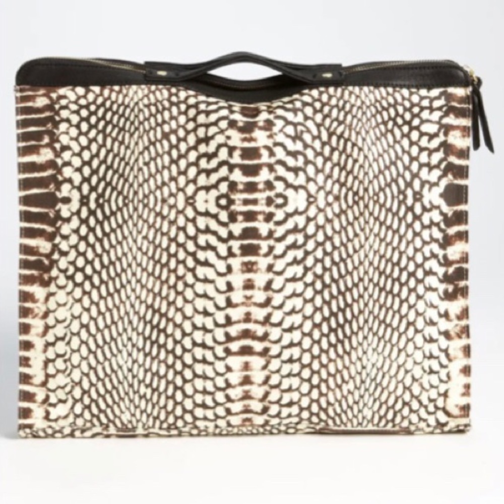 ‘Bankers’ Pouch - Picture 2 of 5